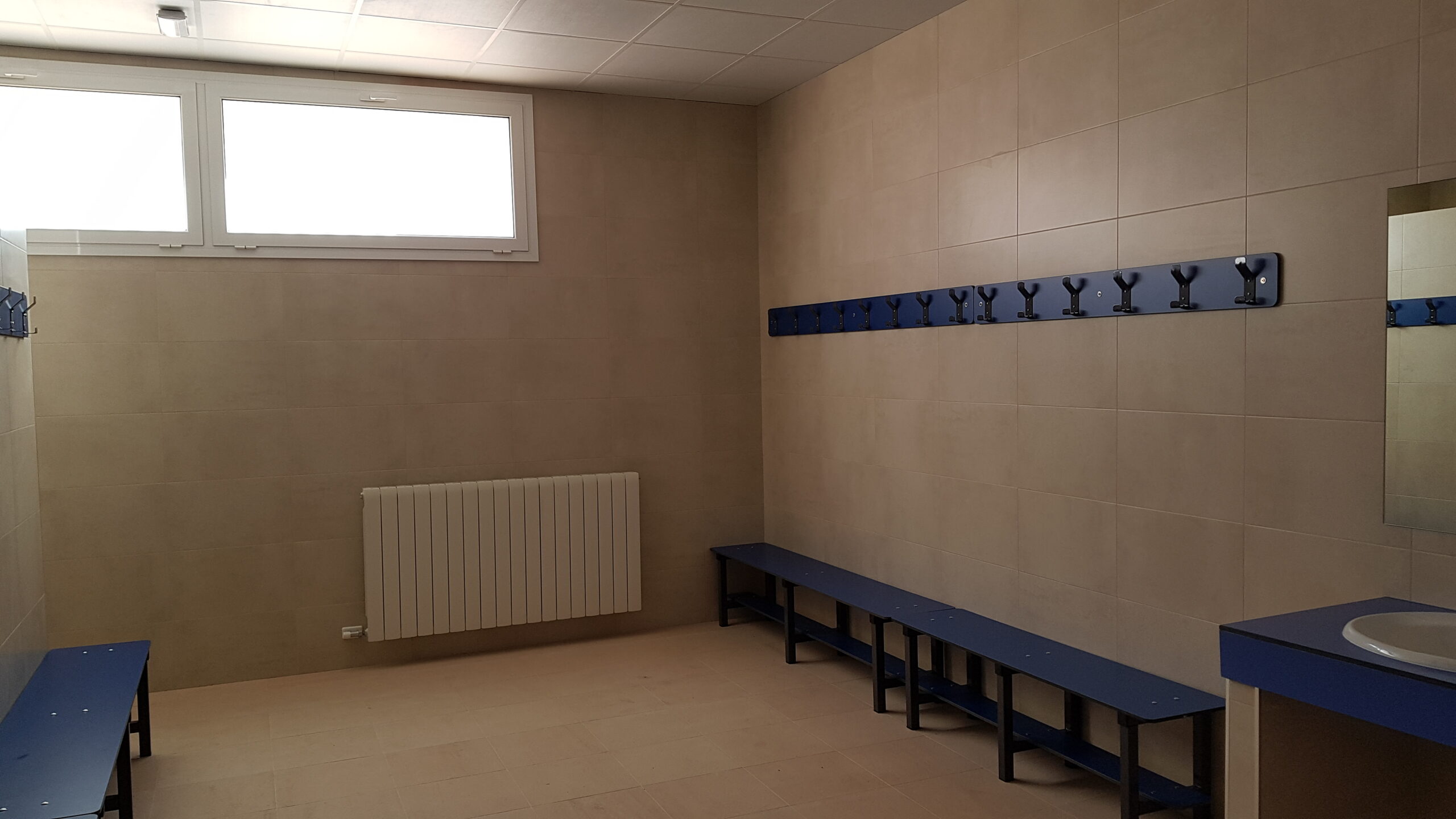 Read more about the article Changing rooms attached to the Municipal Pavilion in Masquefa